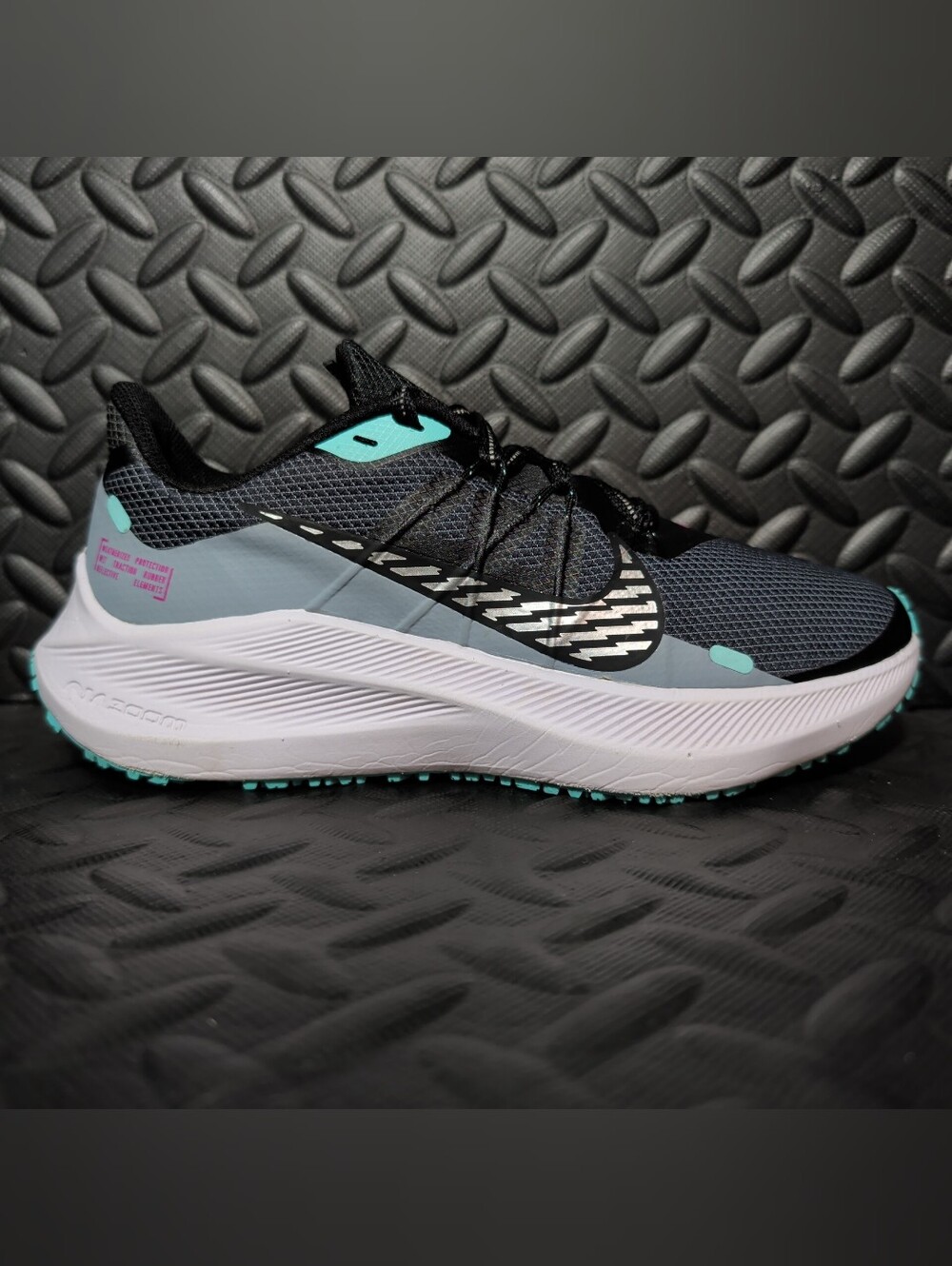 Nike Winflo 7 Shield Obsidian Mist Women's size 6.5 CU3868-403